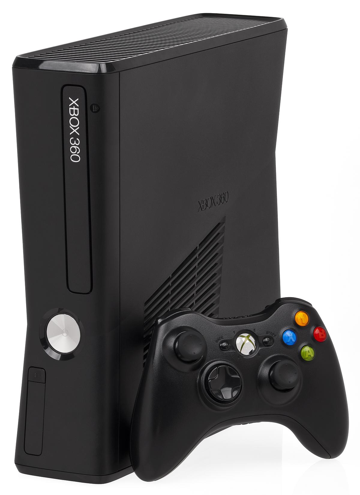 Xbox 360 mit Controller in schwarz
