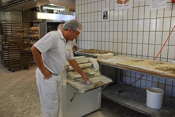 Produktion in der Bäckerei Ströck