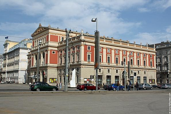 Gebäude des Wiener Musikvereins von Außen