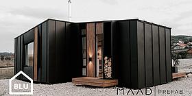 Minihaus in modern und schwarz von außen