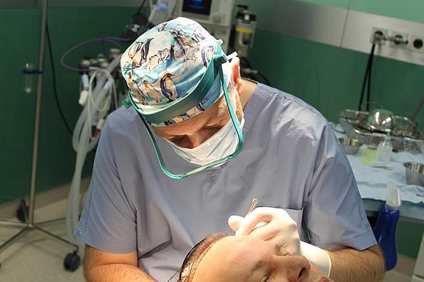 Eigenhaartransplantation in der Privatklinik Wien-Währing