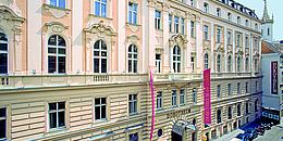 Palais Dorotheum in Wien von Außen 