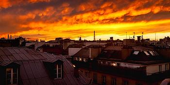 Sonnenuntergang in Großstadt