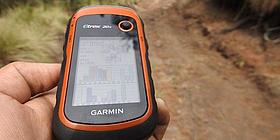 GPS-Gerät in der Natur