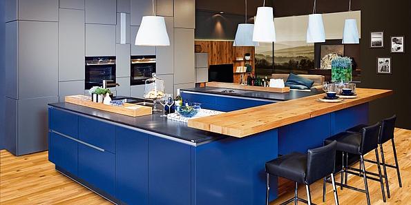 blaue Küchenfronten