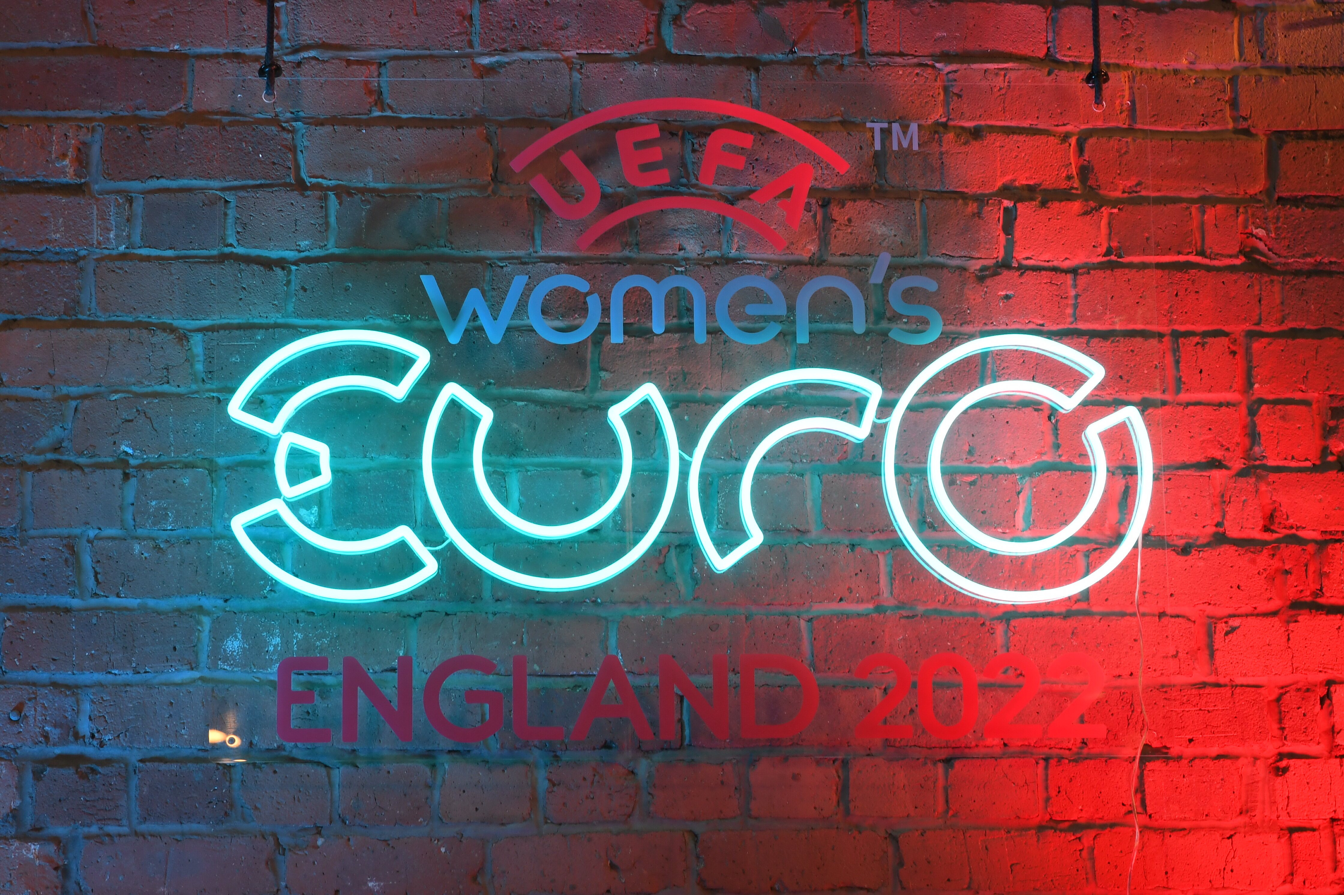 Das Logo der Frauen-Fußball EURO 2022