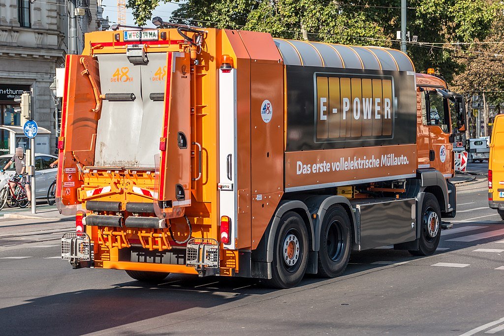 Elektrischern Müllwagen der Wiener MA48